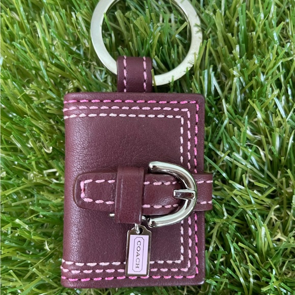 Vintage Coach Mini Photo Keychain | Brand New - Picture 6 of 10